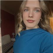 Offro ripetizioni di inglese per bambini, ragazzi e adulti. Ho certificazione C1 Advanced del Cae e ho studiato in America